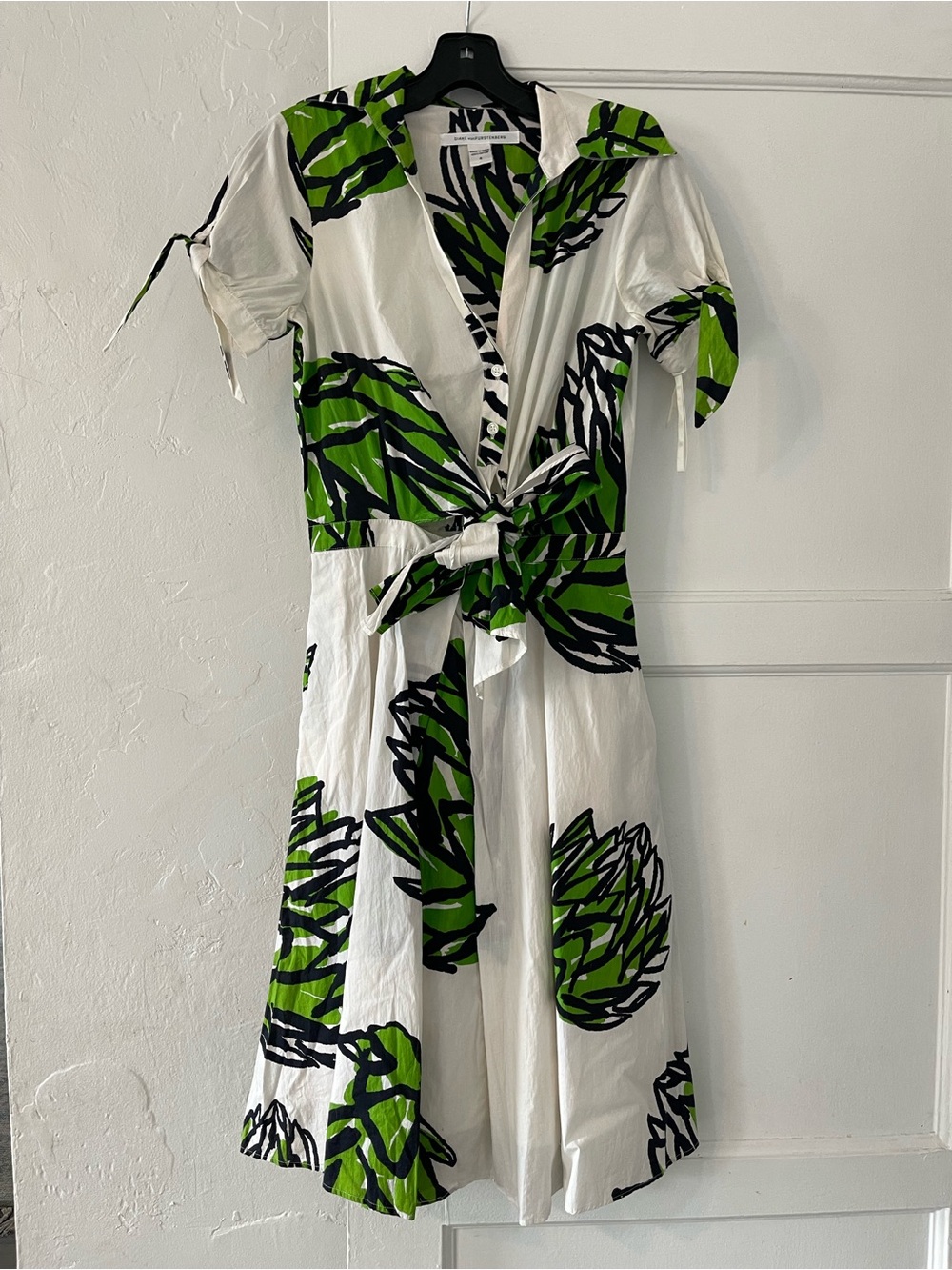 Y2K VTG 2006 Diane Von Furstenberg White Midi Dress with Green Floral Print - Picture 2 of 12